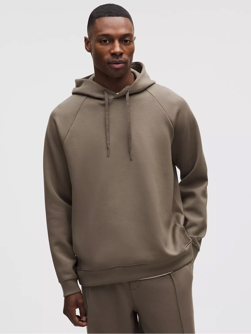 lululemon athletica Men's Pullover Hoodie in Taupe